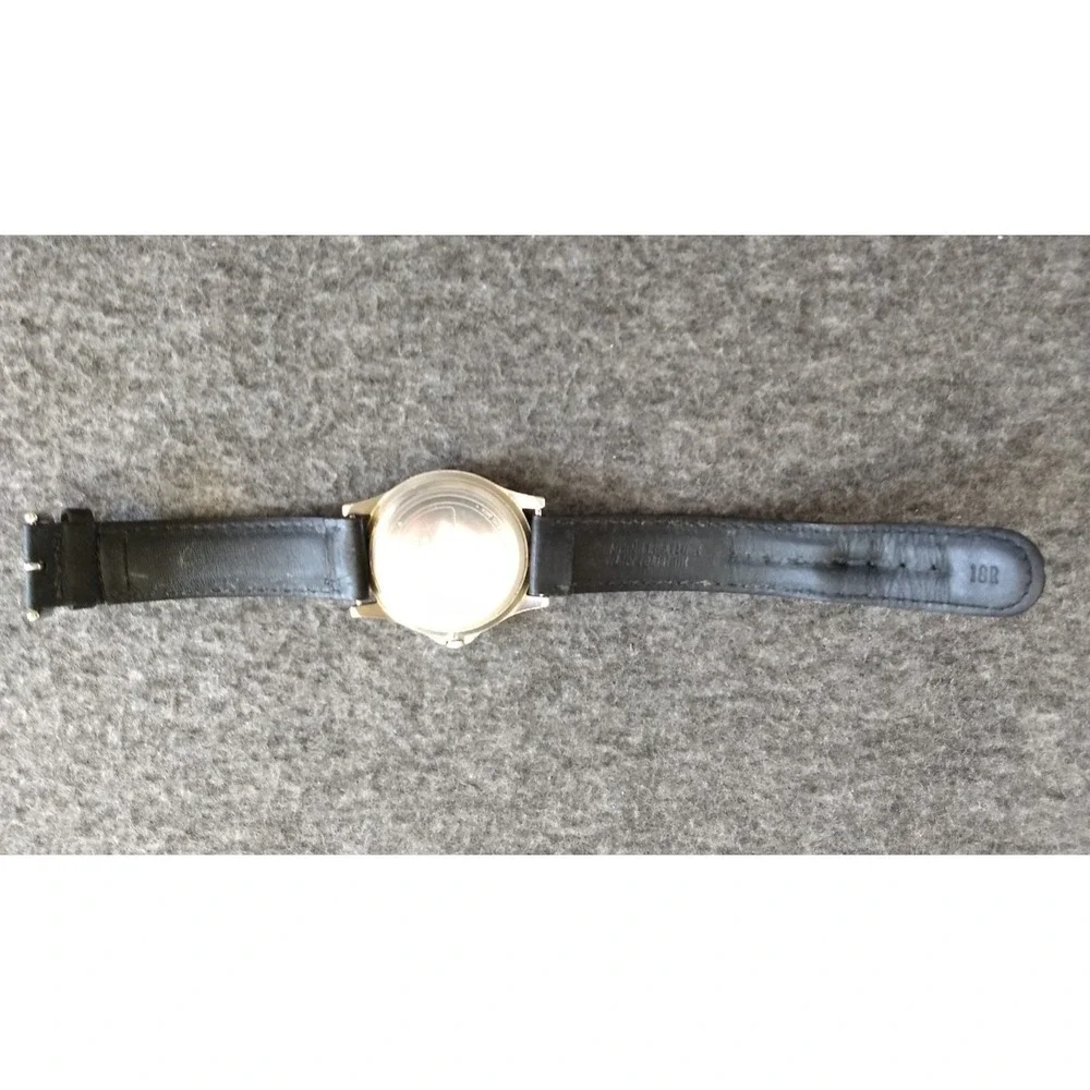 Timex Indiglo Expedition Watch White‎ Dial Stainless Back Red Second Hand Date